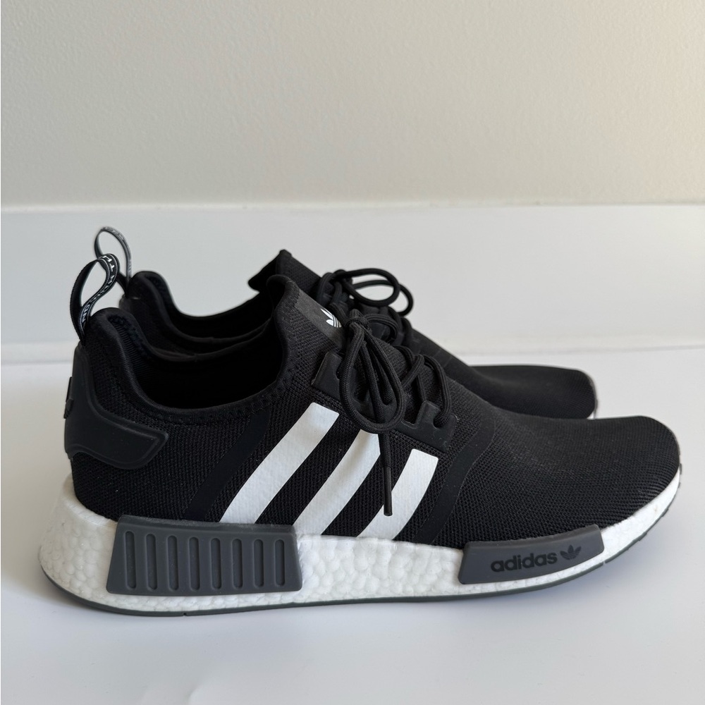 Adidas NMD R1 Men’s Sneakers US 13 / UK 12.5 / FR 48 Black and White